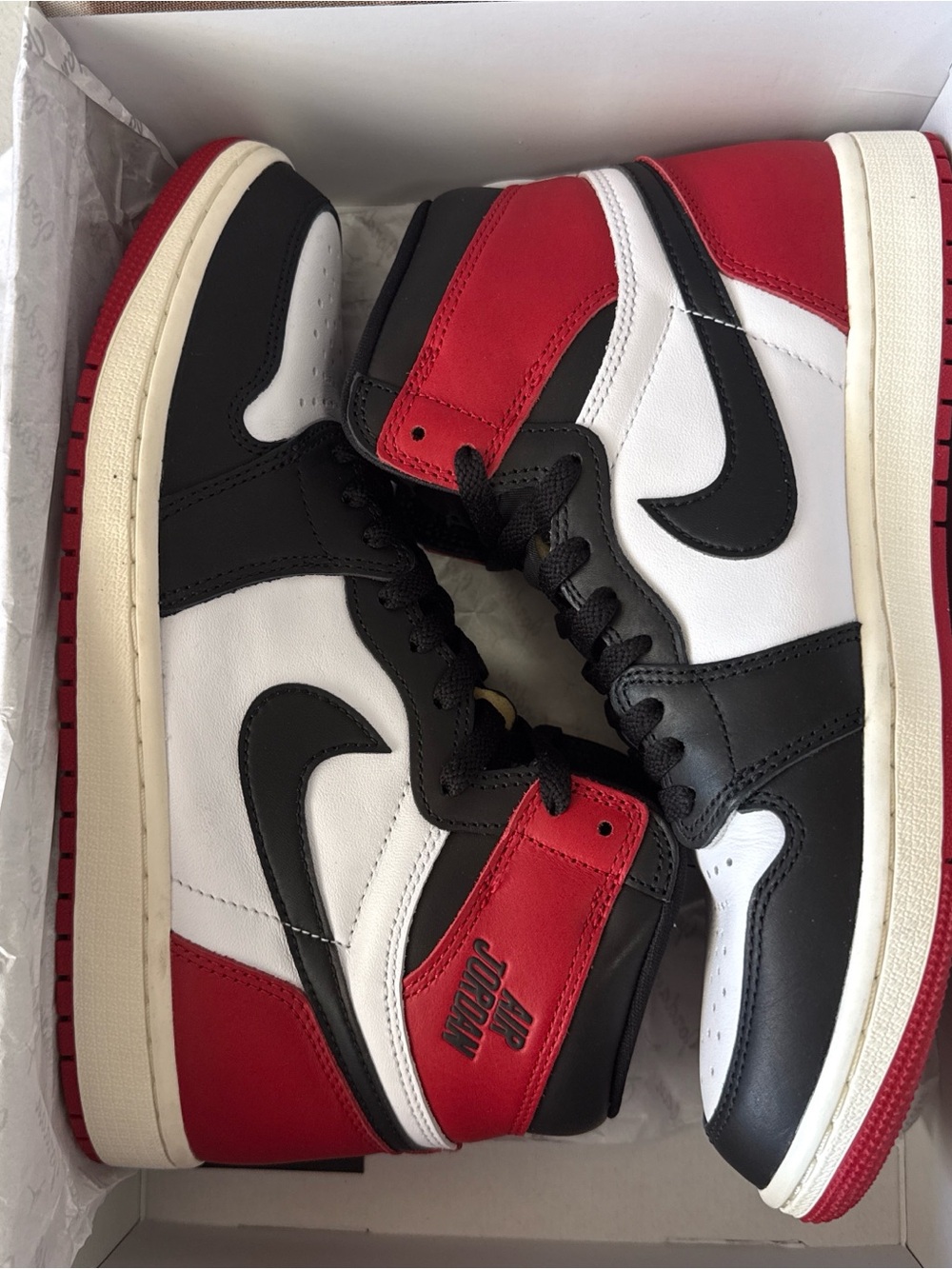 Nike Air Jordan 1 High OG - White/Black/Red